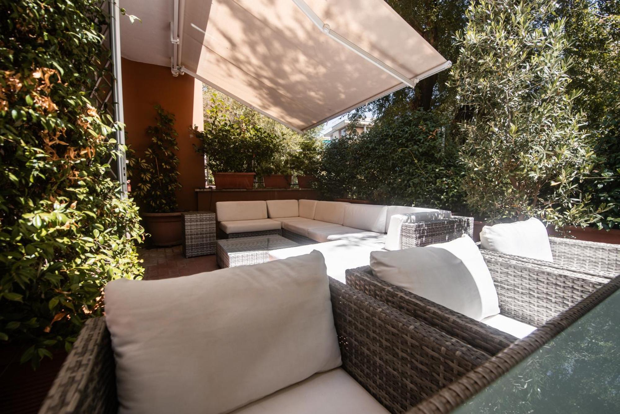 Green Hill Apartment - Exclusive Use Рим Экстерьер фото